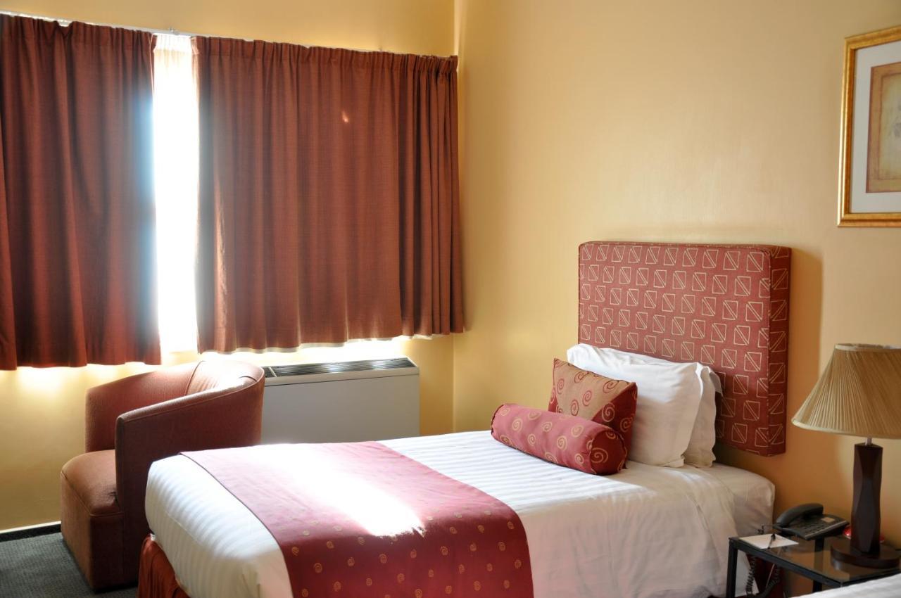 Crossroads Hotel Lilongwe Eksteriør bilde