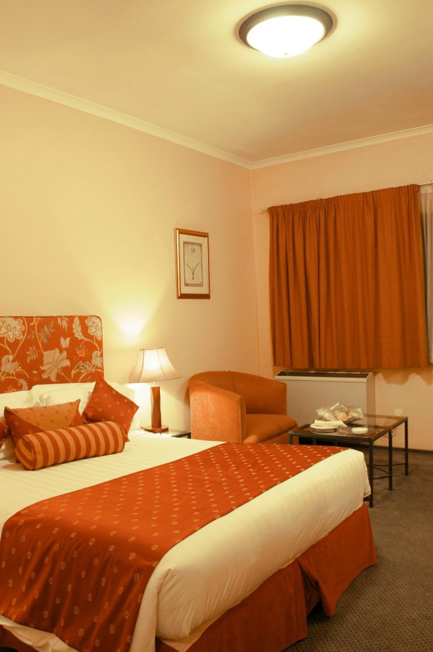 Crossroads Hotel Lilongwe Eksteriør bilde