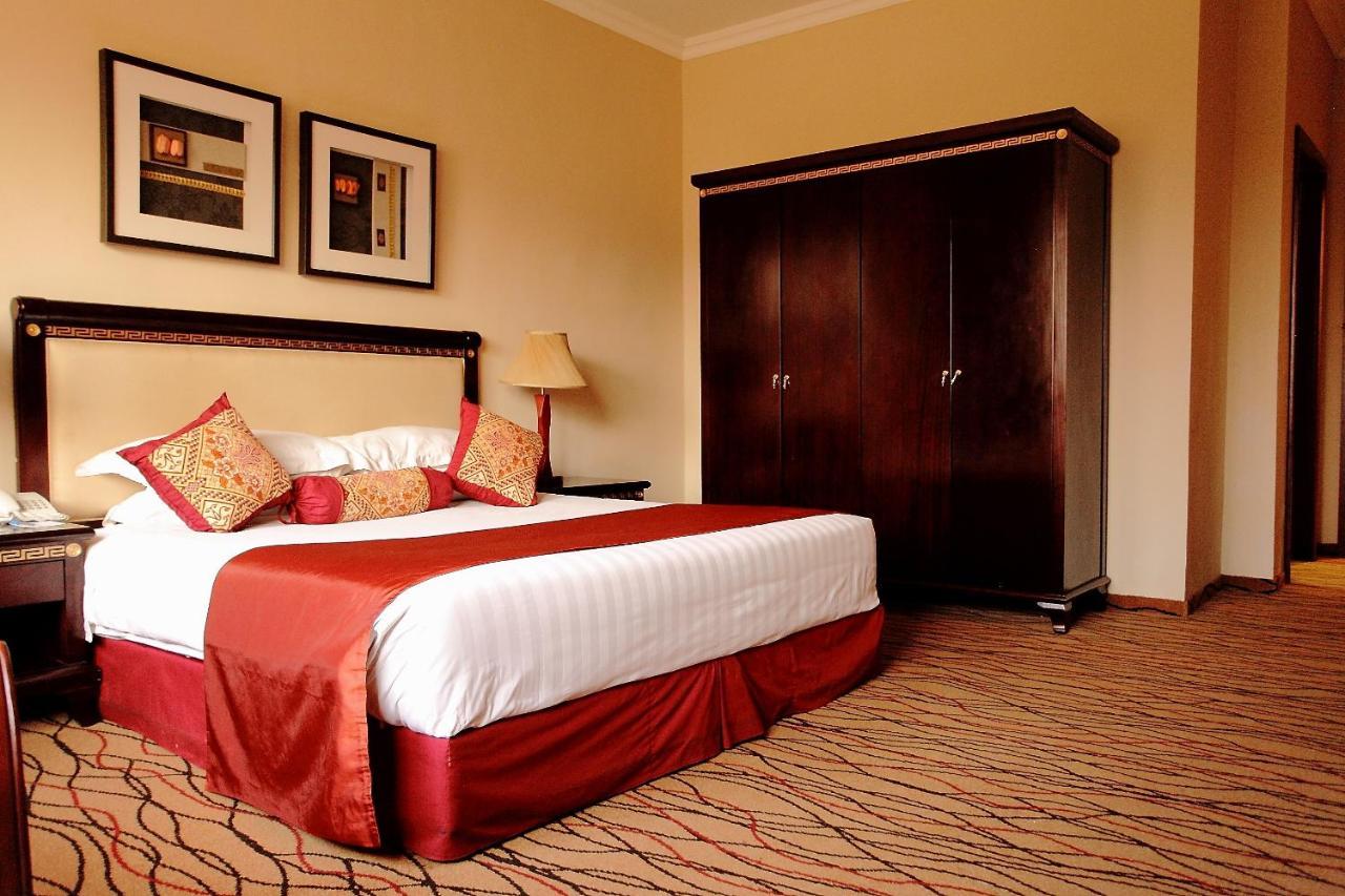Crossroads Hotel Lilongwe Eksteriør bilde