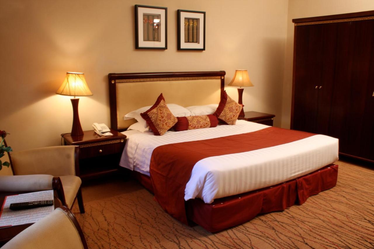 Crossroads Hotel Lilongwe Eksteriør bilde