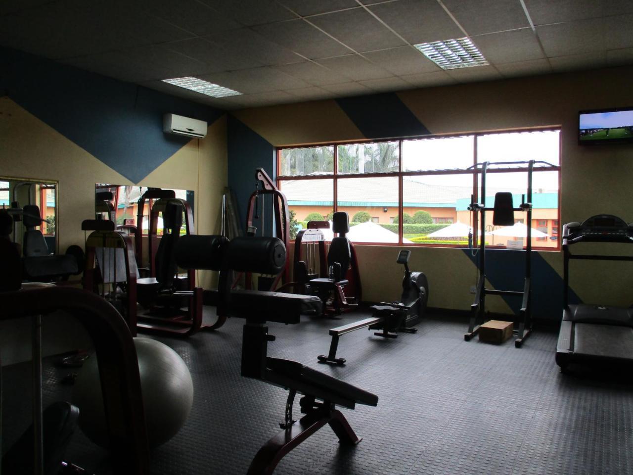 Crossroads Hotel Lilongwe Eksteriør bilde